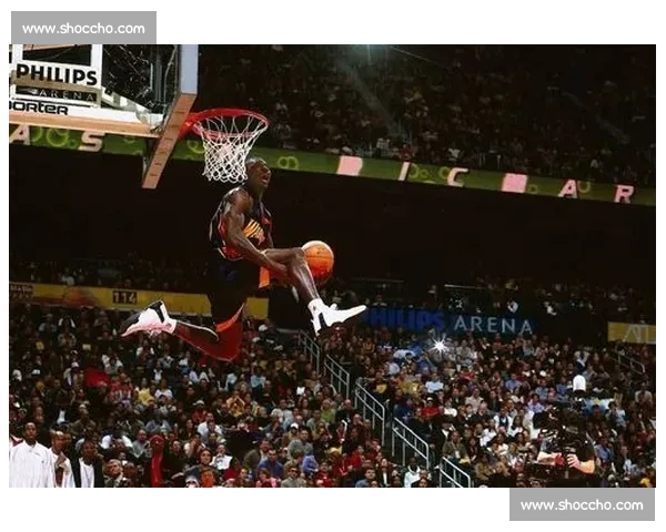 NBA巅峰集锦回顾燃爆全场的扣篮绝杀与传奇瞬间经典对决年度精选